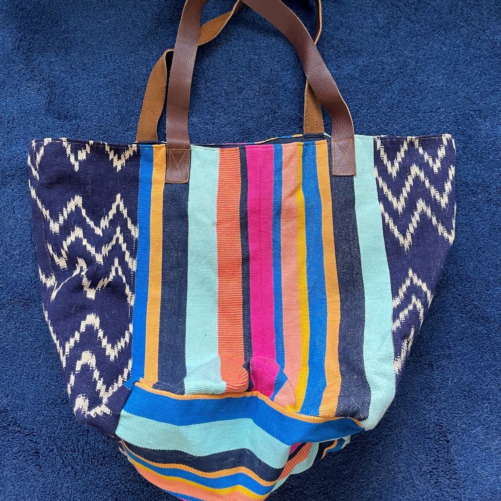 Atitllan Tote